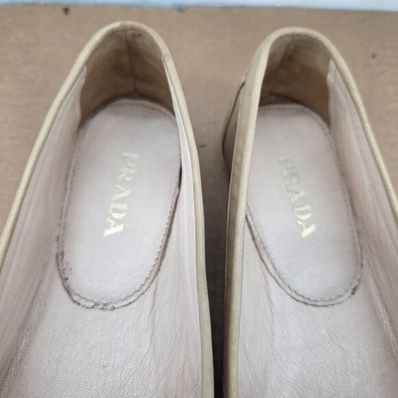PRADA Puttty Womans Soft Leather Slip-On Loafers Moccasins Size 8 EU 39 - Picture 7 of 16